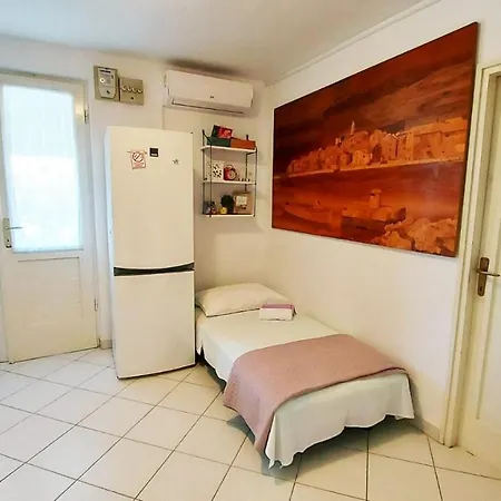 Maria - Porat Apartment *